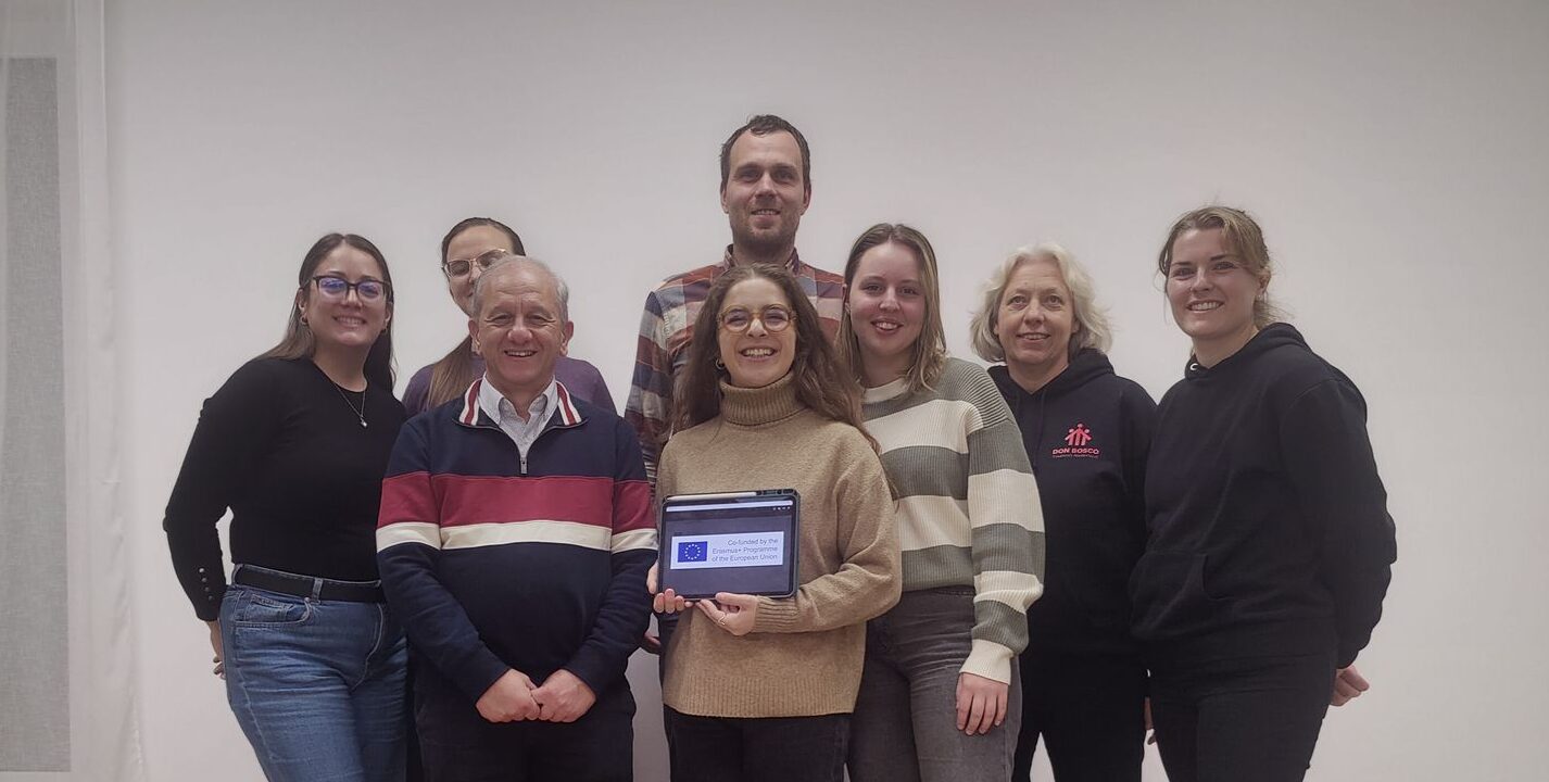 Safe & Sound: Medzinárodný projekt, ktorý chráni mladých