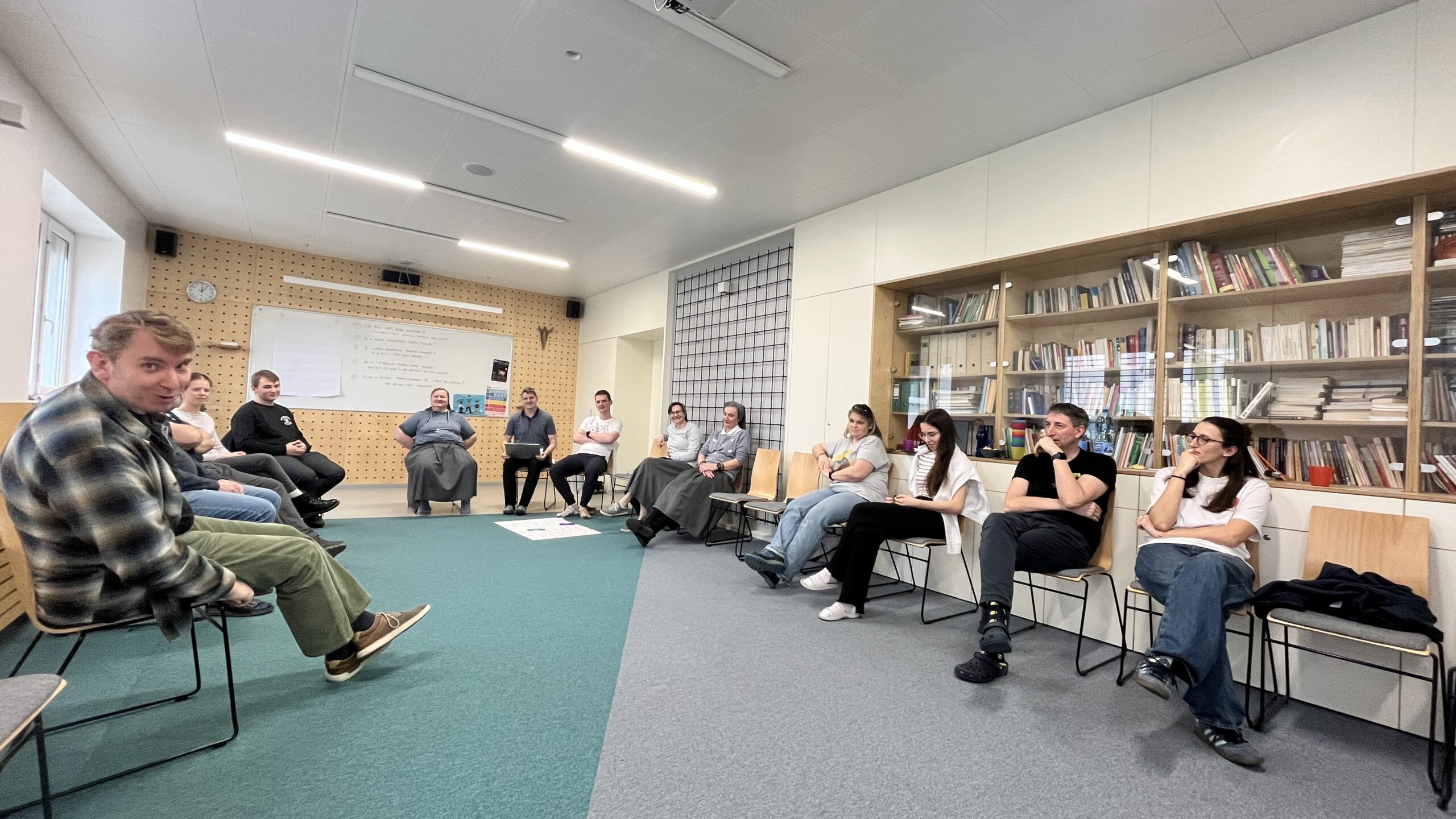 Kráčame spoločne pre mladých